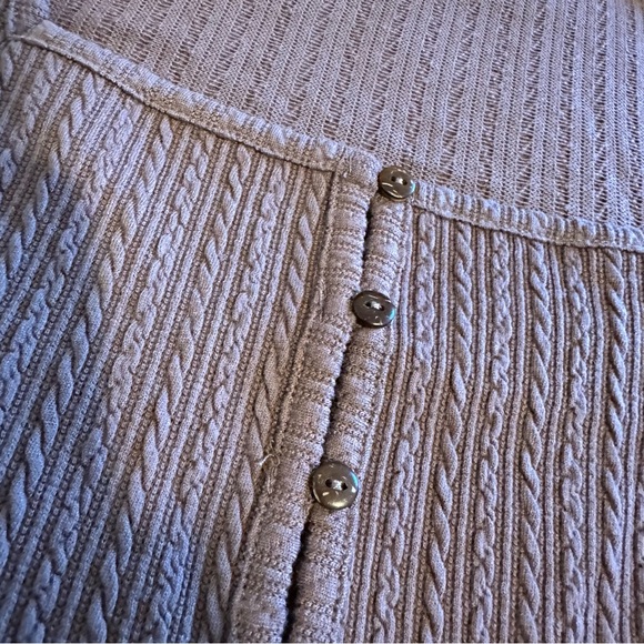 Crop Top - Picture 2 of 3